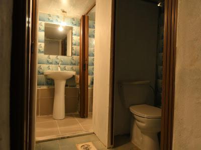 St.Jadoor Inn Al Azraq ash Shamālī 外观 照片